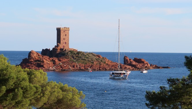 L'ile d'Or du Cap Dramont L'ile d'Or du Cap Dramont